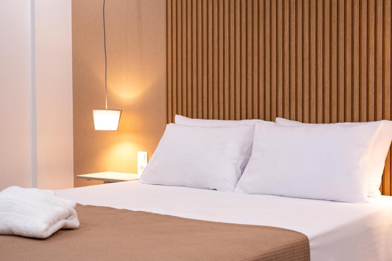 Airscape Hotel Free Shuttle From Athen'S Airport Луца Экстерьер фото