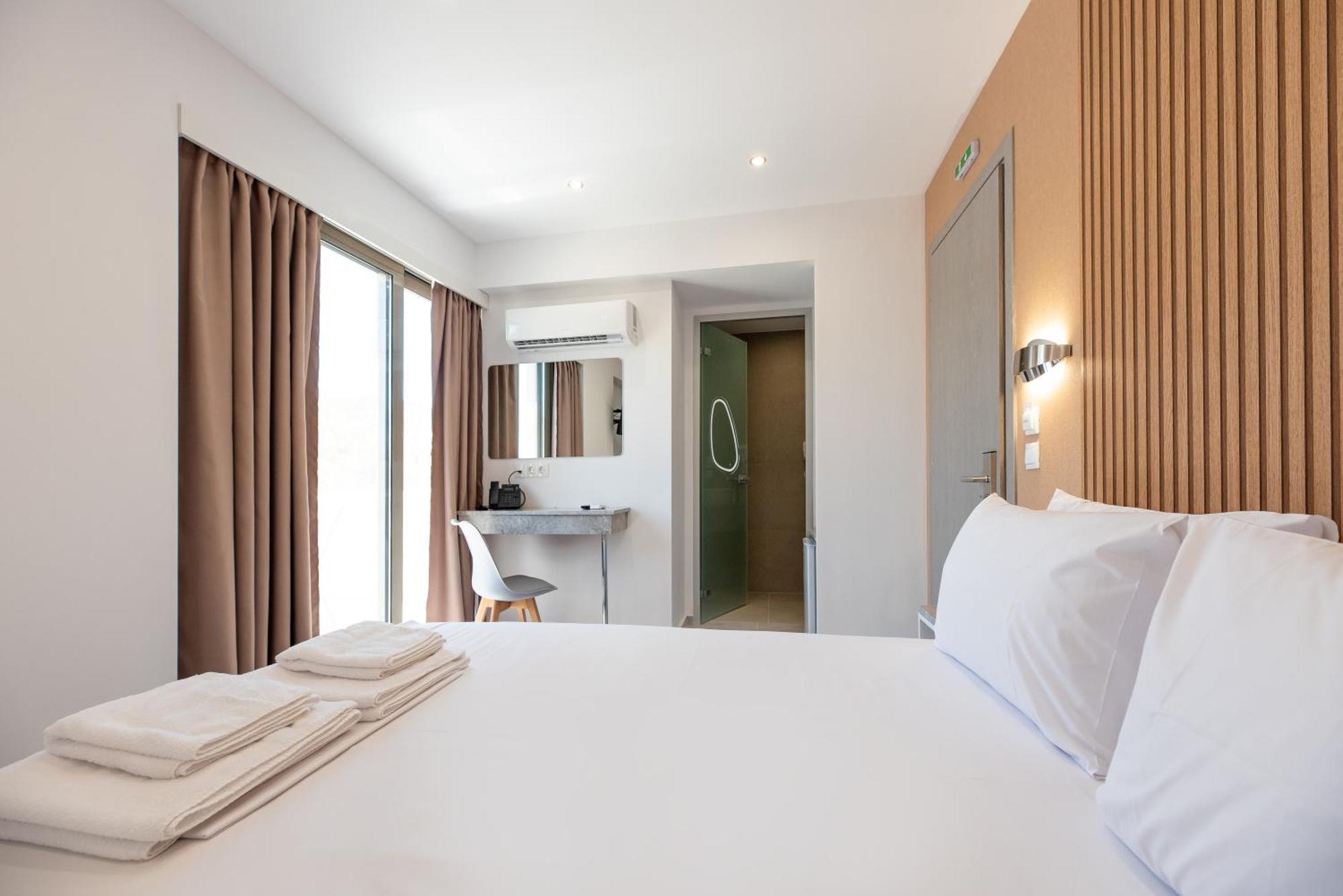 Airscape Hotel Free Shuttle From Athen'S Airport Луца Номер фото